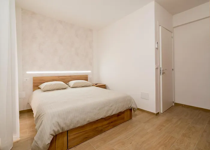 住宿加早餐酒店 Nonnalo' 3*